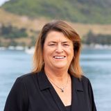 Robert 003A70000054ax4IAA Russell 003A70000054ax4IAA