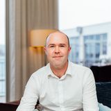 Rose 0032800000qFB9AAAW Simmons 0032800000qFB9AAAW