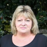 Janet 0032800000qFJcPAAW White 0032800000qFJcPAAW