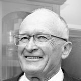 Stephen 0032800000qFTAzAAO Edwards 0032800000qFTAzAAO