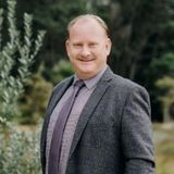 Daniel 0032800000qFFs7AAG Hall 0032800000qFFs7AAG