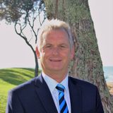 Cynthia 0032800000qFIzrAAG Simmons 0032800000qFIzrAAG