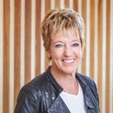 Diane 0032800000qFDvGAAW Foster 0032800000qFDvGAAW