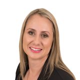 Louise 0032800000qFG4HAAW Collins 0032800000qFG4HAAW