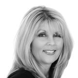 Cindy 0032800000qFBrpAAG Simmons 0032800000qFBrpAAG