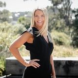 Walter 0032800000qFG9cAAG Hall 0032800000qFG9cAAG