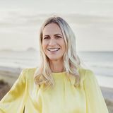 Crystal 0032800000qFIKOAA4 Russell 0032800000qFIKOAA4