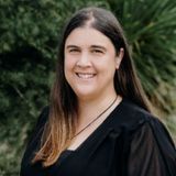 Sara 0032800000yFGCxAAO Russell 0032800000yFGCxAAO