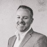 Christopher 00328000010hOMoAAM Perez 00328000010hOMoAAM