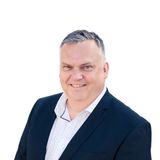 Cindy 0032y000004f6R9AAI James 0032y000004f6R9AAI