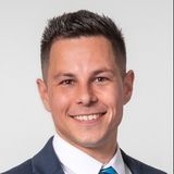 Christopher 0032y0000050TXzAAM Bell 0032y0000050TXzAAM